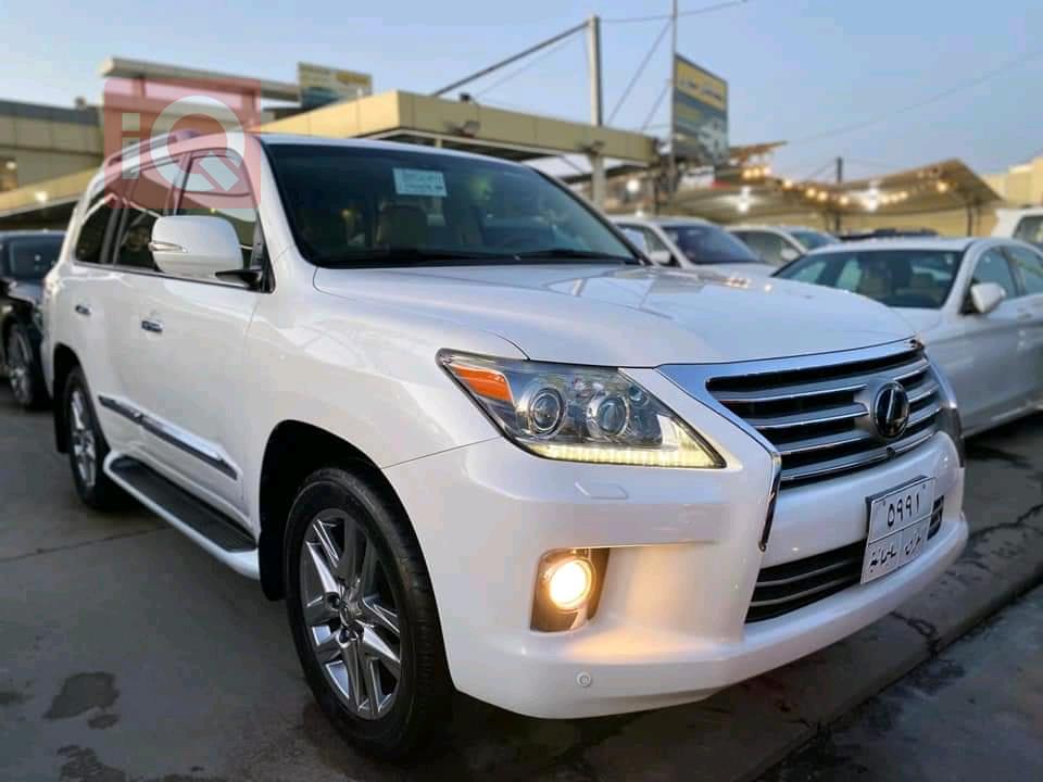 Lexus LX